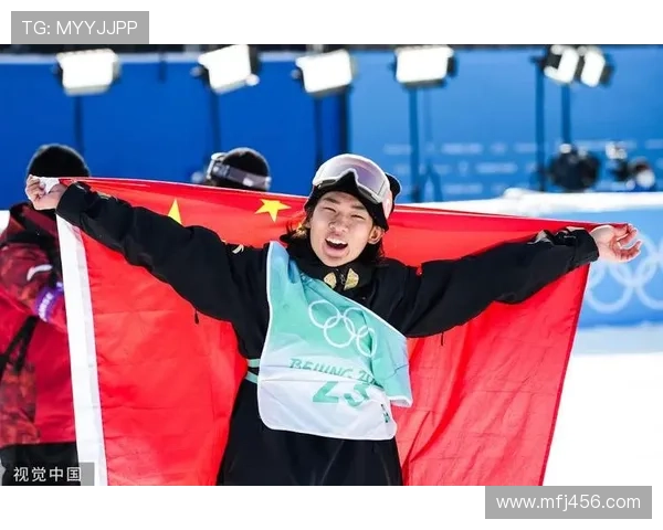 冬奥苏翊鸣夺首金争议泪洒赛场