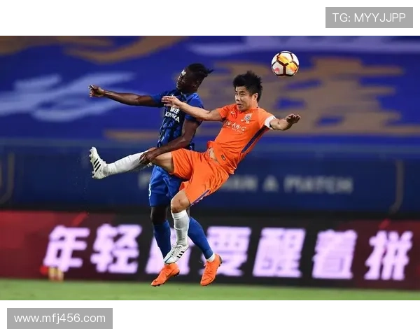 瓜帅以库里三分球为例解释角球进攻 瓜帅以库里三分球为例解释角球进攻